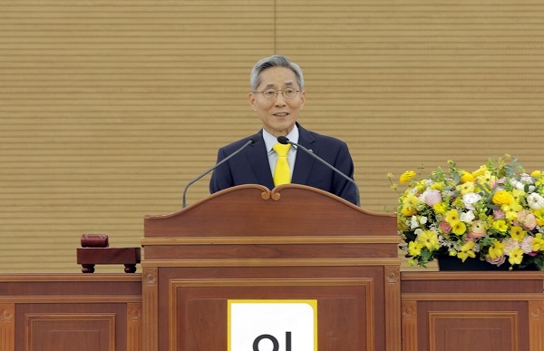 윤종규 KB금융지주 회장이 20일 열린 주주총회에서 발언하고 있다. (사진=KB금융지주)
