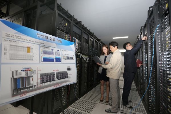LG유플러스는 지난 2015년 IDC 평촌 메가센터에 특화된 서버 통합구축 솔루션 서버팩토리(Server Factory)를 설치한 바 있다. (사진=LG유플러스 제공)