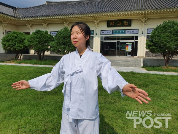 이다경 택견꾼은 택견의 매력을 전통 무예로서의 독자적인 가치라고 설명했다. (사진=이상진 기자)