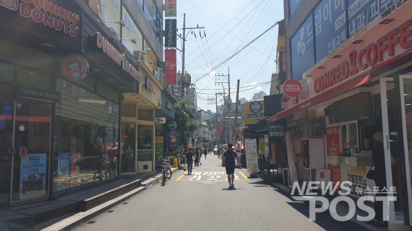 점심시간. 노량진 학원가 주변이 조용하다(사진=홍여정 기자)