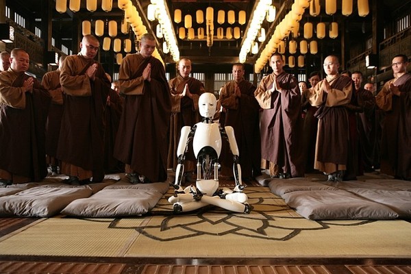 영화 '인류멸망보고서:천상의 피조물' 스틸컷. 영화는 깨달음을 얻었다는 인공지능 로봇을 둘러싼 희비극을 다루고 있다. (사진=네이버 영화)