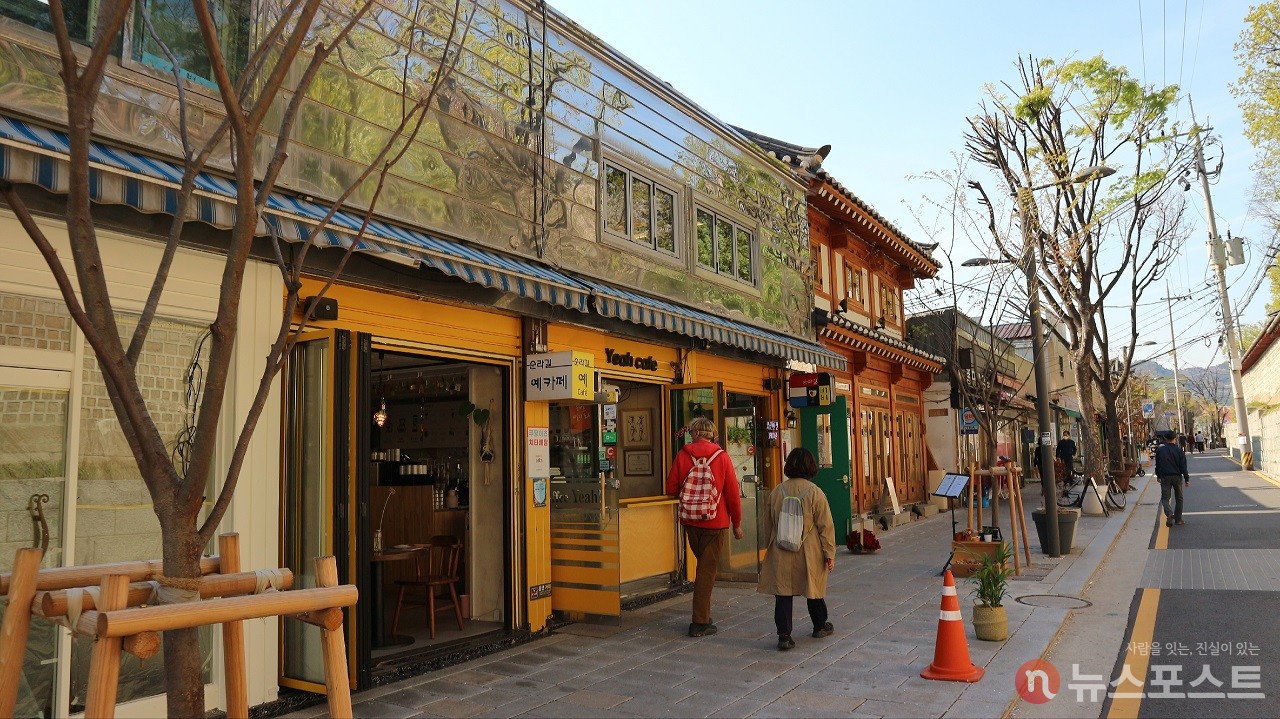 서순라길의 카페. (사진: 뉴스포스트 강대호 기자)