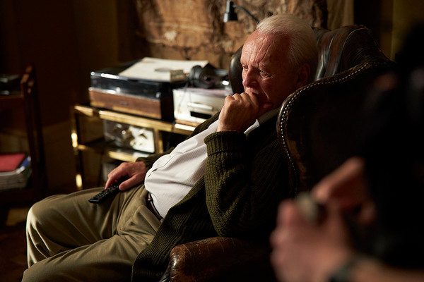 영화 '더 파더'의 한 장면. (출처=판씨네마)