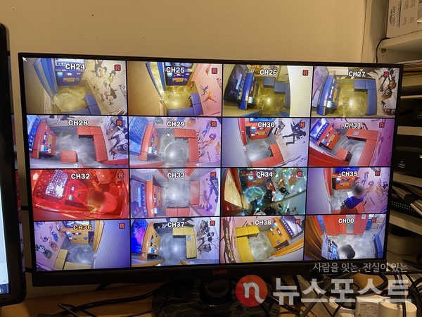 지난 5일 코인노래방을 이용하는 이들의 모습. 대부분 텅텅 비어있다. (사진=뉴스포스트 선초롱 기자)