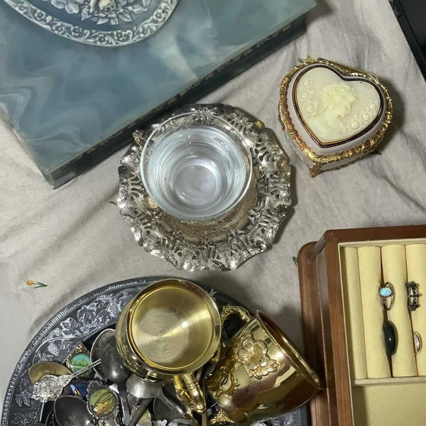 앤티크 소품을 모으는 취미는 창업으로 구체화 됐다.(사진제공=안예리)