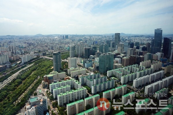 고도로 발전된 서울 도심 한복판. 지역 간 격차는 여전히 풀어야 할 숙제다. (사진=뉴스포스트 DB)