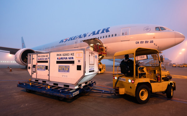 코로나19 백신 유통을 위한 민·관·군·경 합동 모의훈련 현장. (사진=대한항공 제공)