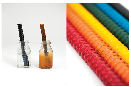 사진1=녹슬지 않는 KEco-bar(왼쪽) 철근(오른쪽).사진2=유색 페트병으로 만든 색색깔의 KEco-bar/제공 SK에코플랜트