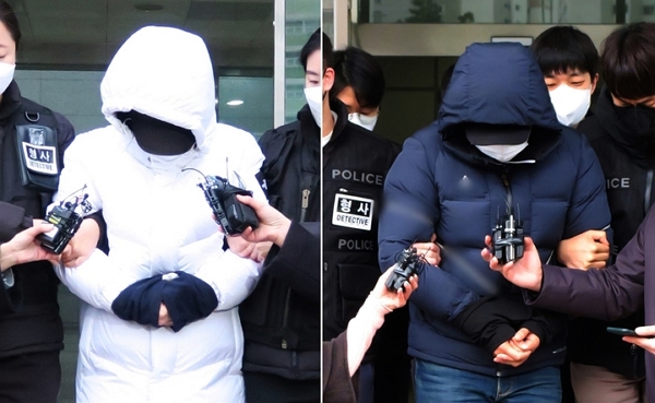 지난달 16일 인천 논현경찰서과 미추홀경찰서에서 초등학교 5학년 아들을 학대하거나 숨지게 한 혐의를 받는 40대 계모와 30대 친부가 각각 검찰에 송치되고 있다. (사진=뉴시스)