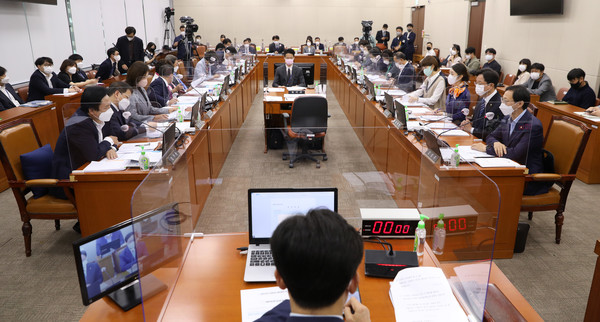 지난해 10월 8일 진행된 보건복지위원회 국정감사 (사진=뉴시스 제공)