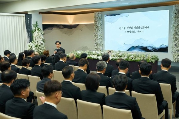 이재현 CJ그룹 회장이 지난 3일 오전 CJ인재원에서 열린 故손복남 고문 1주기 추모식에서 유가족을 대표해 인사말을 하고 있다. (사진=CJ그룹 제공)