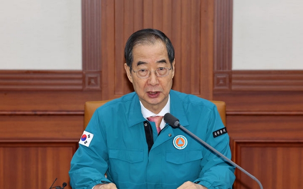 12일 한덕수 국무총리가 서울 종로구 정부서울청사에서 열린 의사 집단행동 중앙재안안전대책본부 회의에서 발언하고 있다. (사진=뉴시스)