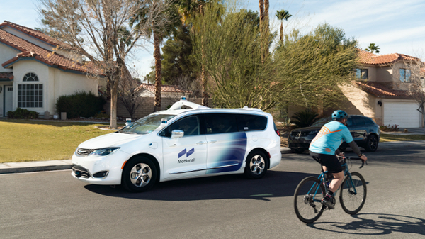 지난 2021년 2월 미국 라스베이거스 일반도로에서 무인 자율주행차 시험 주행을 하고 있는 모셔널 자율주행차. (사진=현대자동차그룹)