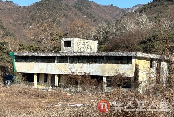 경기도 동두천시 소요산 입구 인근에 위치한 옛 성병관리소 건물. (사진=뉴스포스트 이별님 기자)