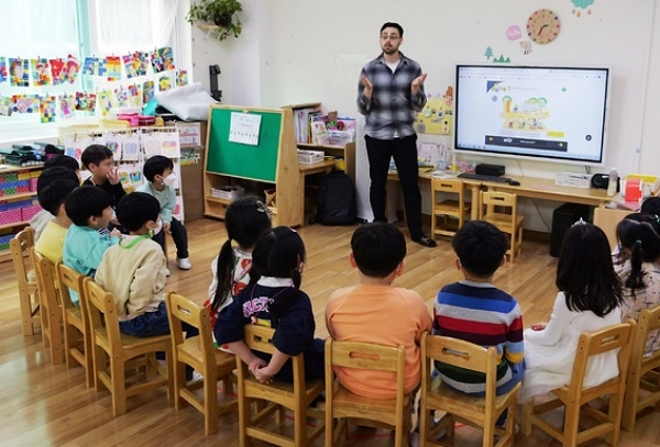 기사와 관련 없는 자료 사진. 사진은 서울 송파구의 한 영어 원어민 교실. (사진=송파구 제공)