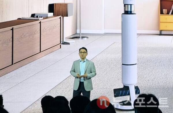 발표하는 문종승 DA사업부 개발팀장. (사진=뉴스포스트 최종원 기자)