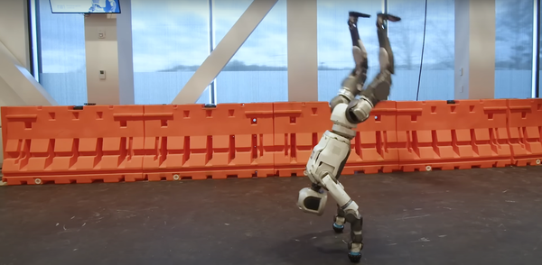 보스턴다이나믹스 유튜브 캡처 이미지.