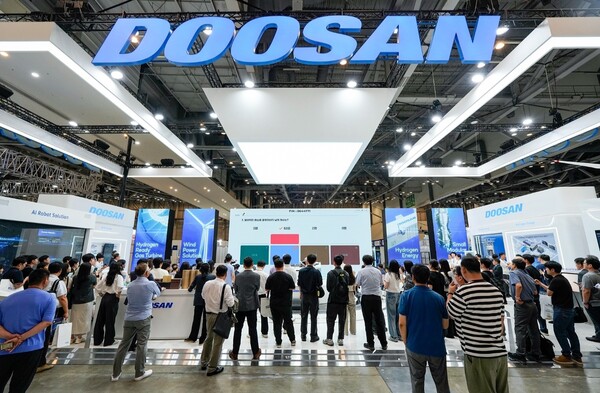 지난 8월 부산 벡스코에서 개최된 '기후산업국제박람회' 두산 부스 전경. (사진=두산)