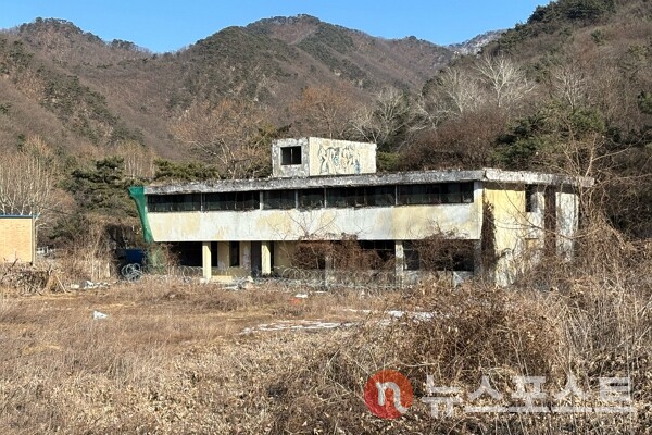 경기도 동두천시 소요산 입구 인근에 위치한 옛 성병관리소 건물. (사진=뉴스포스트 이별님 기자)